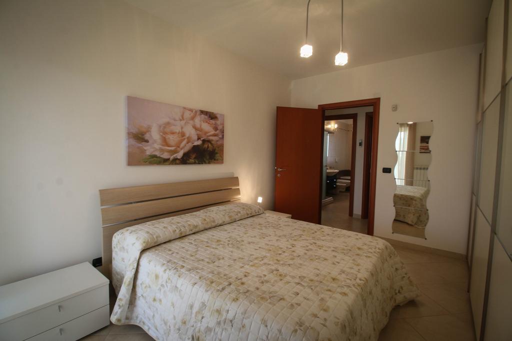 Ferienwohnung Casa Fronte Mare Monopoli Exterior foto