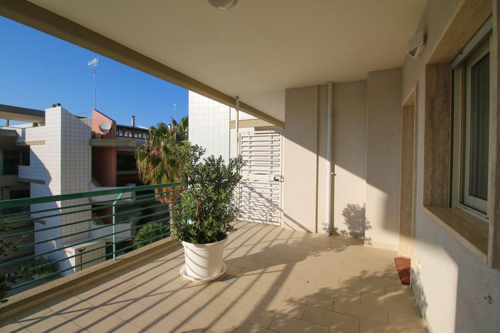 Ferienwohnung Casa Fronte Mare Monopoli Exterior foto